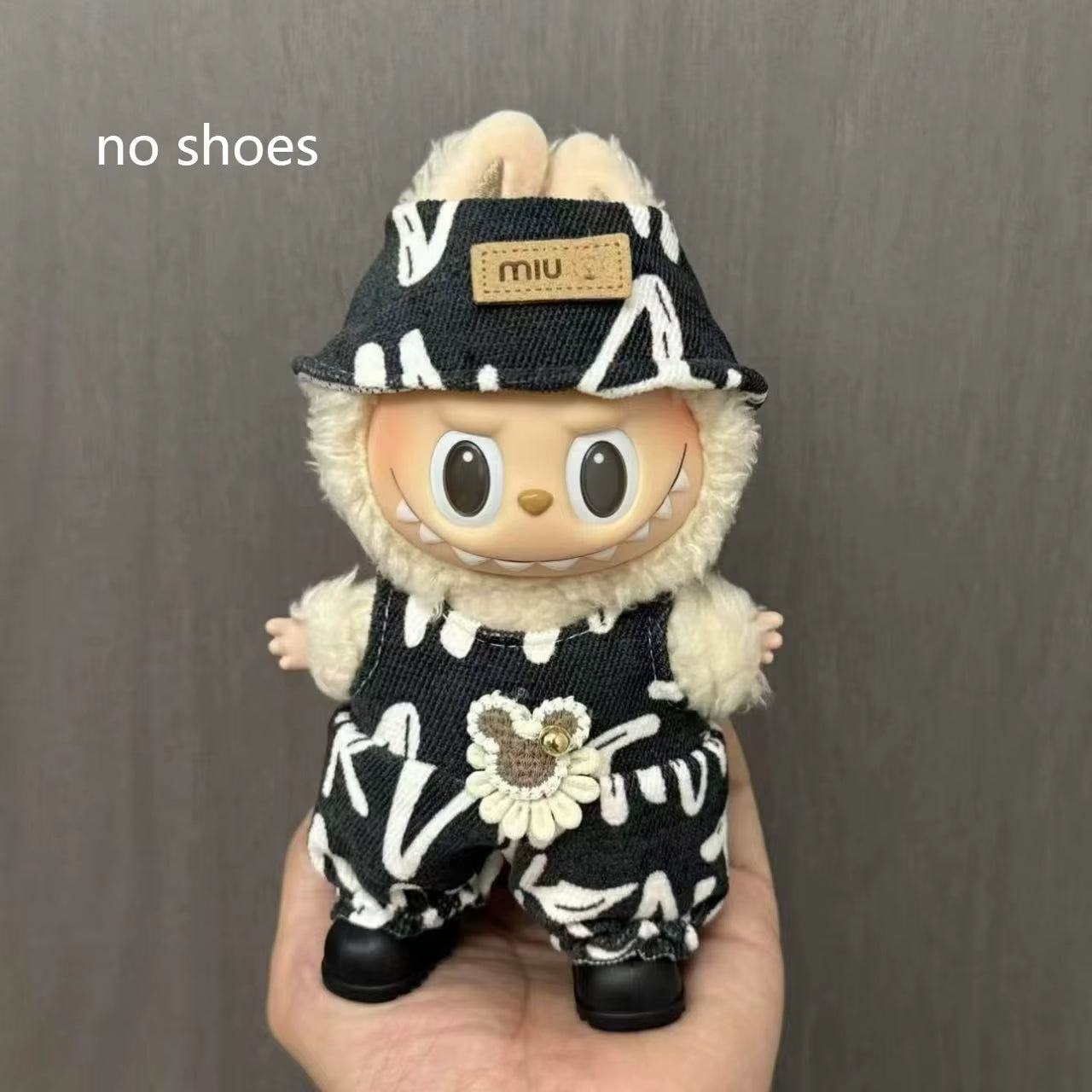 Only Clothes for Labubu Pendant Doll Clothing 17Cm Skirt Dressing Set Halloween Baby Dolls Cute Toy Gift Wings Fashion Trend